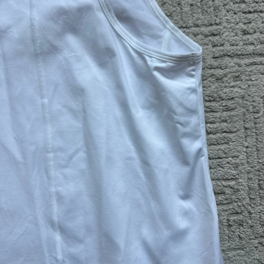 SOFIBELLA Athletic Tennis  NWT White Golf Tank SPF 50 - Picture 13 of 13